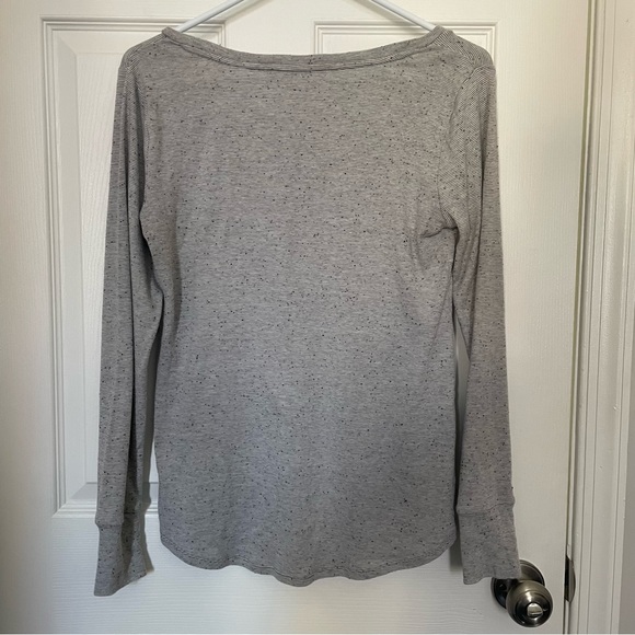 Loft Grey Scoop Neck Shirt - Picture 4 of 4